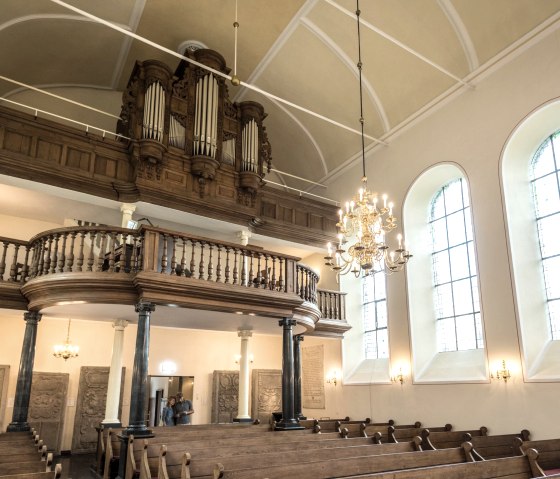 Finkenbergkirche innen, &copy; Fotos: Dominik Ketz / Stolberg-Touristik