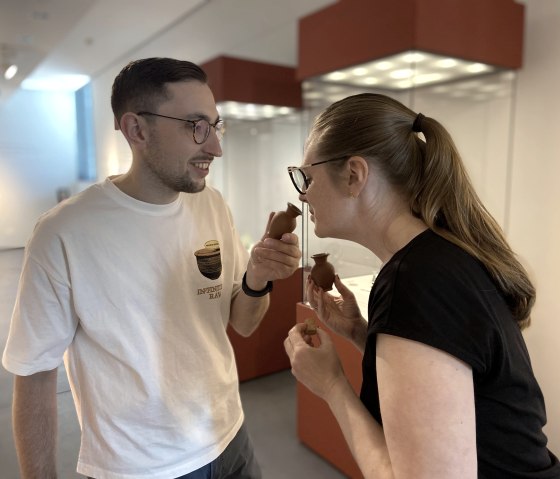 Duftprobe in der Ausstellung, © Römerthermen Zülpich