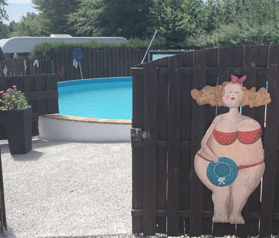 Campingplatz-Pool, &copy; Campingplatz "Zum Jone Bur"