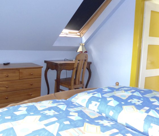 Blue room1, DG