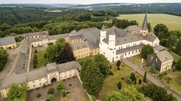 Luftansicht vom Kloster Steinfeld am Eifelsteig, &copy; Eifel Tourismus/D. Ketz