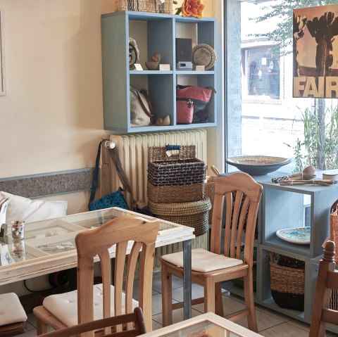 Caf&eacute; von innen, &copy; FairZ&uuml;lpich