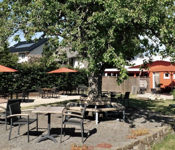 Caf&eacute; Kupp Au&szlig;enbereich, &copy; Inge Kupp