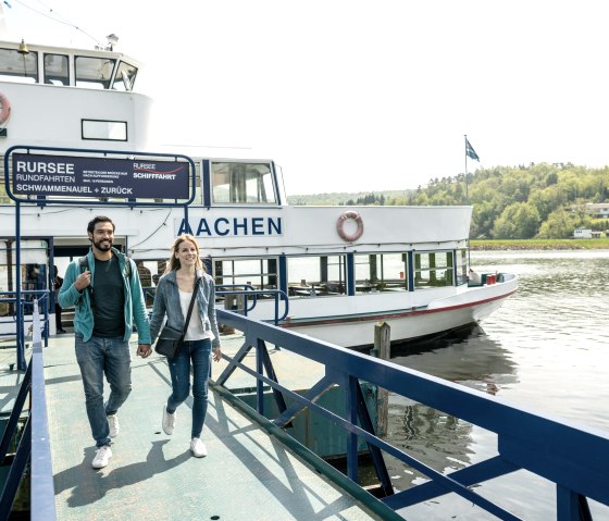 Anlegestelle und Schiff, &copy; Eifel-Tourismus GmbH, Dominik Ketz