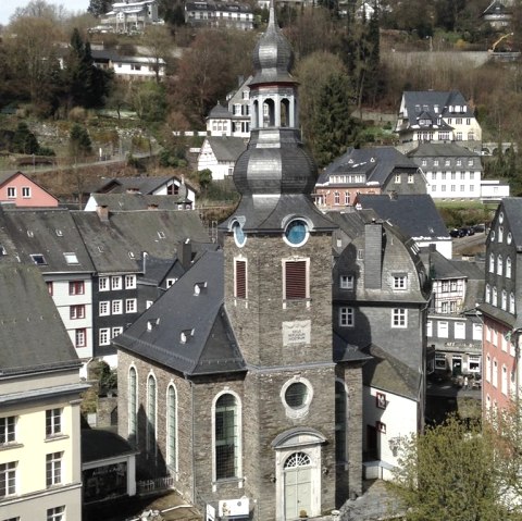 Evangelische Stadtkirche von Au&szlig;en, &copy; Jens-Peter Bentzin
