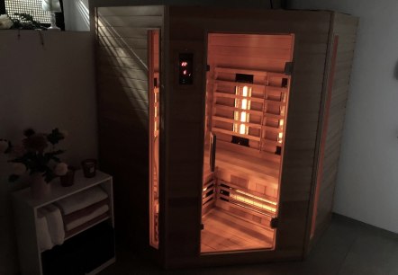 Entspannung in derInfrarotkabine, &copy; FeWo Atempause