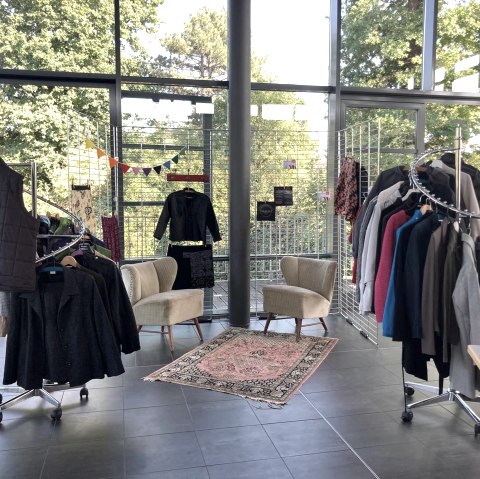 Kleidertausch, &copy; Anne Dockter-Biggs