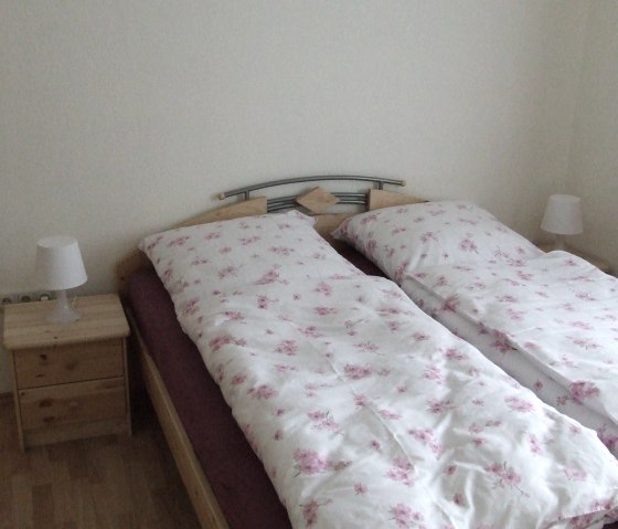 Doppelzimmer-, &copy; Nordeifel Tourismus GmbH & G&auml;stehaus J&uuml;tten