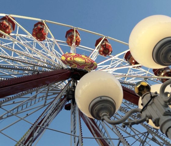 Riesenrad aiuf der Kirmes in Euskirchen, &copy; Stadt Euskirchen