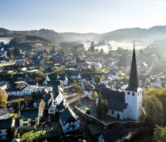 Blick auf Olef mit Frost, &copy; Eifel Tourismus GmbH, D. Ketz
