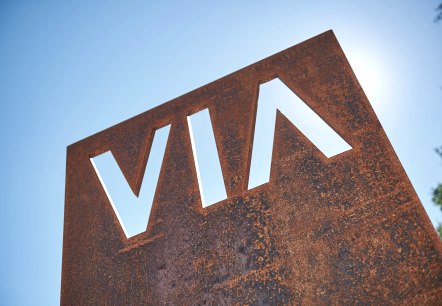 VIA, &copy; Apart Fotodesign - Alexander Palmer