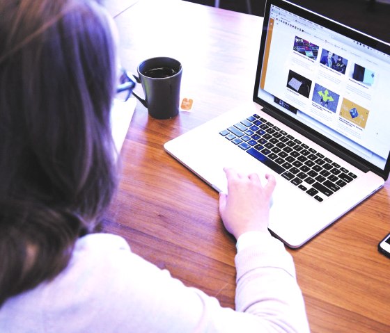 Öffentlichkeitsarbeit, © StartupStockPhotos/ Pixabay