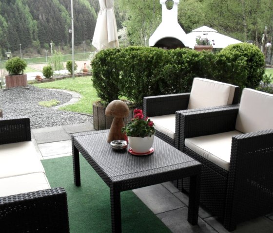 Terrasse, &copy; Nordeifel Tourismus GmbH & Ferienwohnung Haus Klinkhammer