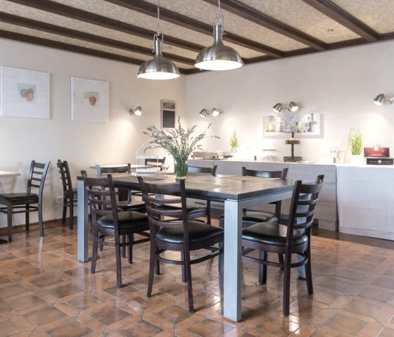 Gem&uuml;tlicher Fr&uuml;hst&uuml;chssaal