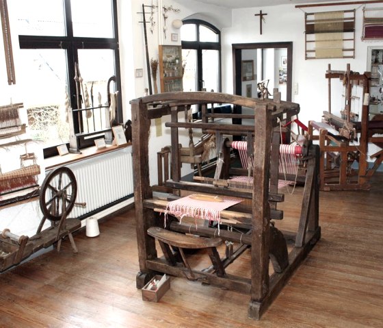 Machine in the Rupperath Handloom Museum, &copy; Barbara May
