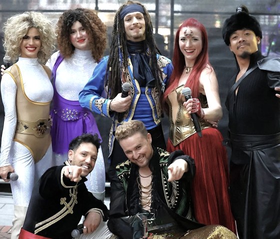 Ensemble Dschingis Khan, &copy; Karin Scholz