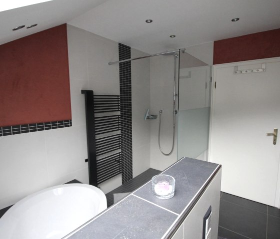 Bathroom-top, © Nordeifel Tourismus GmbH & Wiegmanns