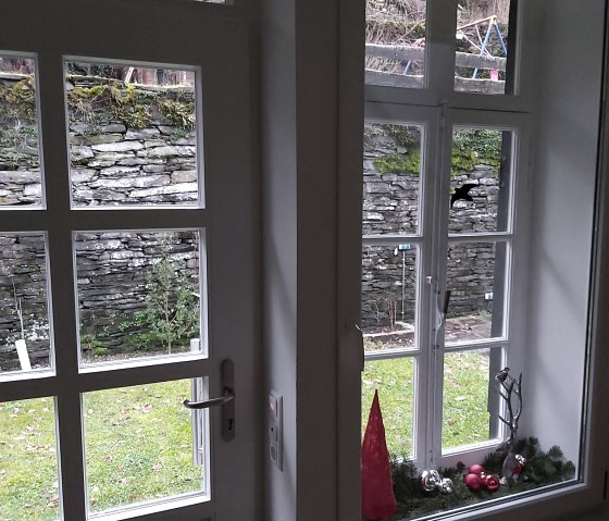 Wasserkraftwerk 2 Eingang, Blick nach drau&szlig;en