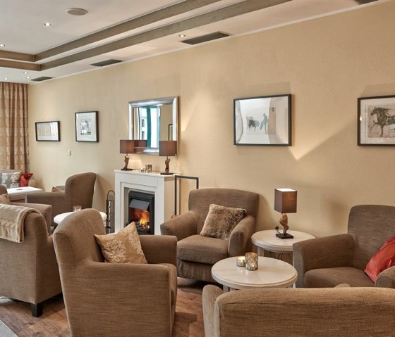 Hotel lobby 1
