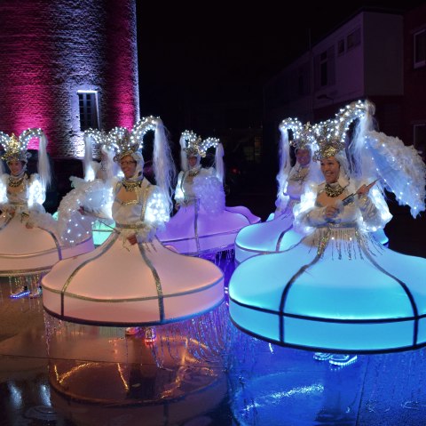 Leuchtkost&uuml;me, &copy; Seepark Z&uuml;lpich