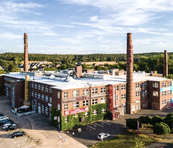 Zikkurat ., &copy; Zikkurat