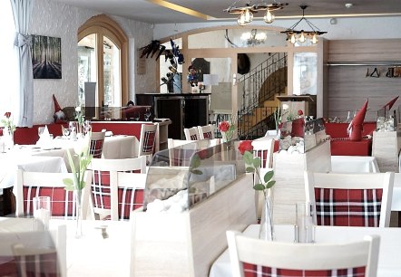 Gedeckter Tisch, &copy; Zum alten Forsthaus