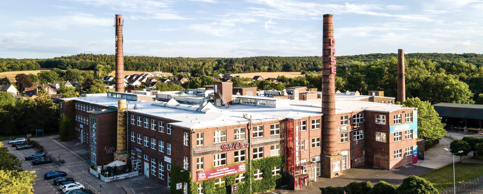 Zikkurat ., &copy; Zikkurat