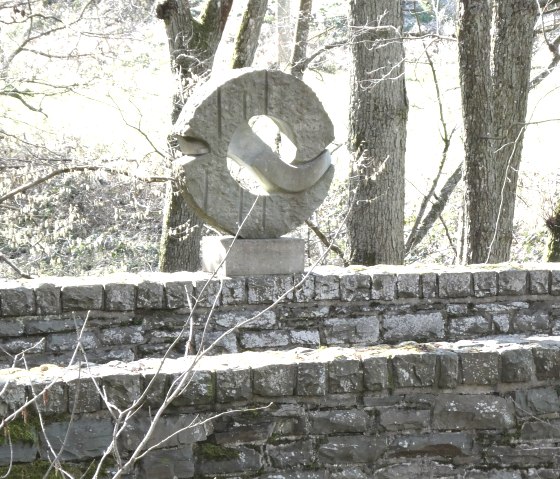 Denkmal im Kalltal, &copy; Eifel heimisch
