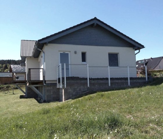 fw_left2-768x1024