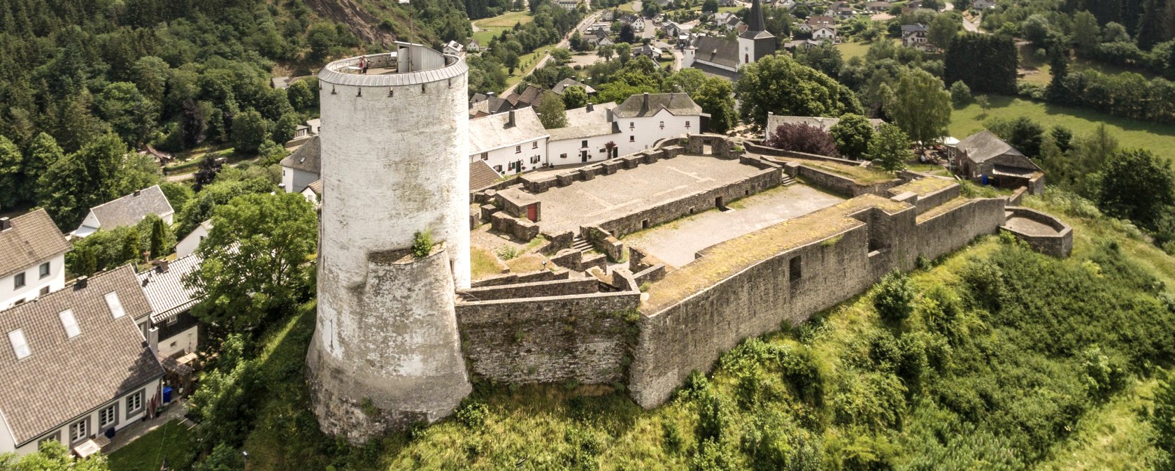 Burg Reifferscheid, © Eifel Tourismus GmbH, Dominik Ketz