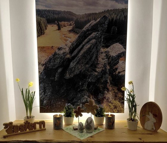 Fr&uuml;hlingszeit im Hotel, &copy; DER Hirsch