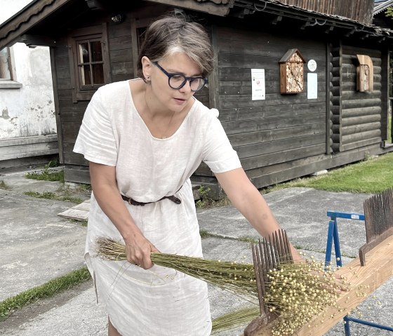 Flachstag, &copy; Handweb-Museum