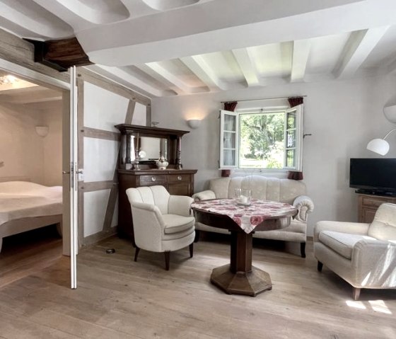 da2701e6-8aa3-4b5d-b0fb-7c203c4aab09