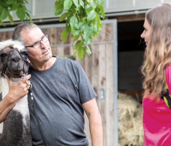 Auf Tuchf&uuml;hlung, &copy; Eifel Tourismus GmbH, AR - shapefruit AG