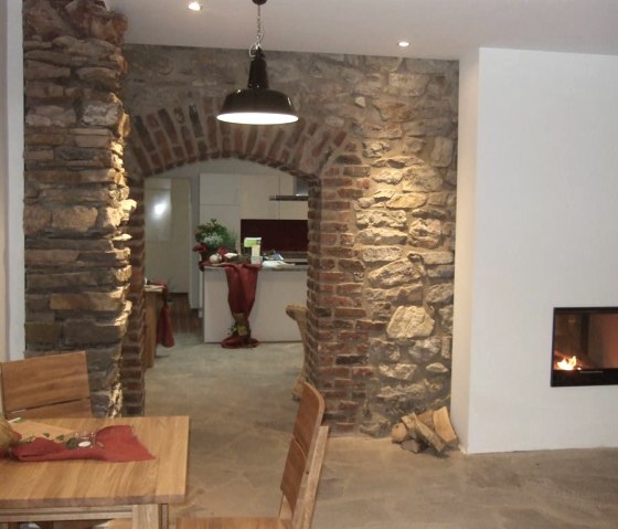 Innenbereich mit Kamin, &copy; Nordeifel Tourismus GmbH & Taverne Nettersheim