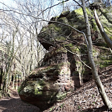 Here you can find the devil's footstep, © Karl-Heinz Rosenzweig, Der-eifelyeti.de, © Der-eifelyeti.de