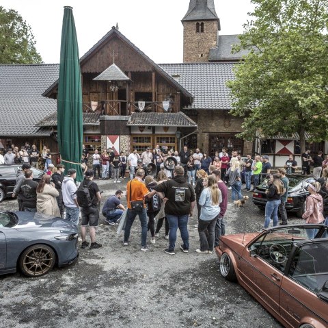 The Castle Meet1