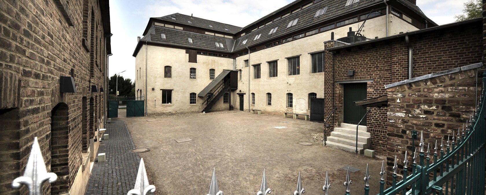 Tuchfabrik Müller - Blick in den Fabrikhof, © Jürgen Hoffmann
