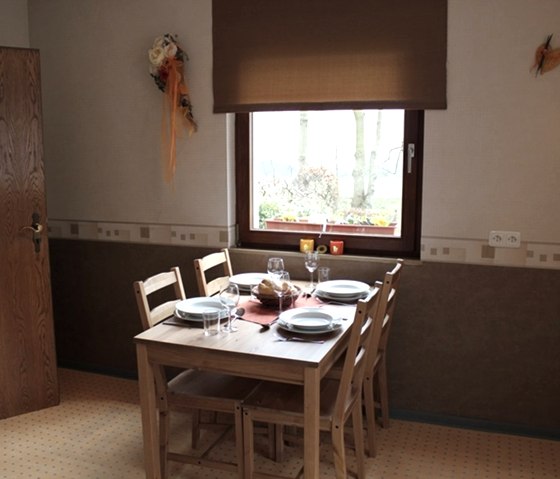 "Roder am Eifelsteig" Essplatz K&uuml;che