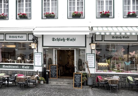 Das Schlo&szlig; Caf&eacute; - Au&szlig;enansicht, &copy; Achim Pr&ouml;pper