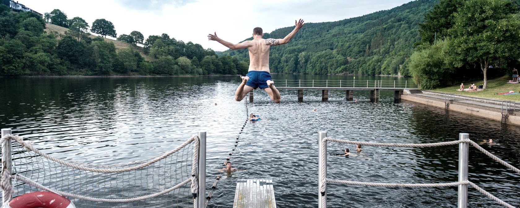 Naturerlebnisbad in Einruhr, © Eifel Tourismus GmbH, D. Ketz