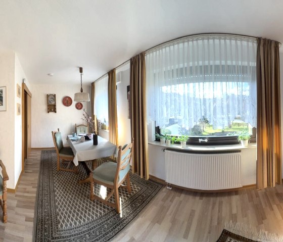 c33ba08f-4c95-4f7e-bb52-a318c261e8c4