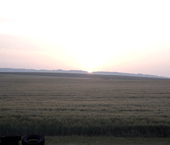 Aussicht Sonnenaufgang, &copy; Nordeifel Tourismus GmbH & Franzenhof, Ferienwohnungen