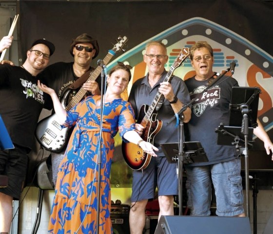 Vegas Music, © Vegas Music Band