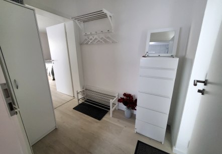 Flur, &copy; Nordeifel Tourismus GmbH & Ferienwohnung Kleine Auszeit