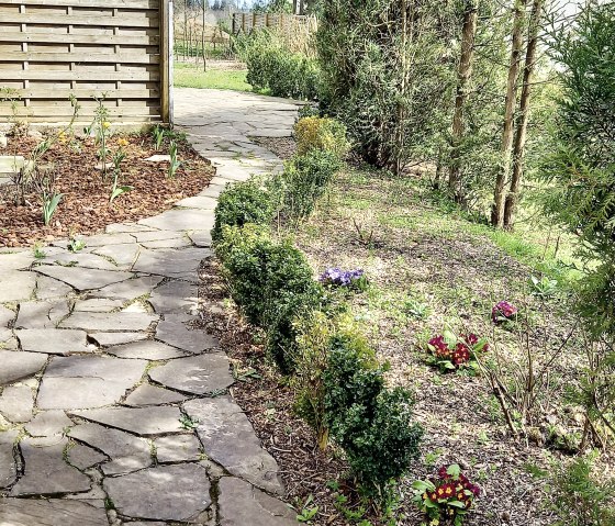 View of the terrace and garden, &copy; Nordeifel Tourismus GmbH & Freiraum Ferienhaus