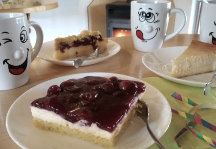 Leckere Kuchen im Golstübchen in Gillenfeld, © Golfstübchen Gillenfeld
