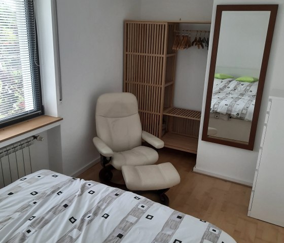 Schlafzimmer 2, &copy; Nordeifel Tourismus GmbH & FW Schwerfen