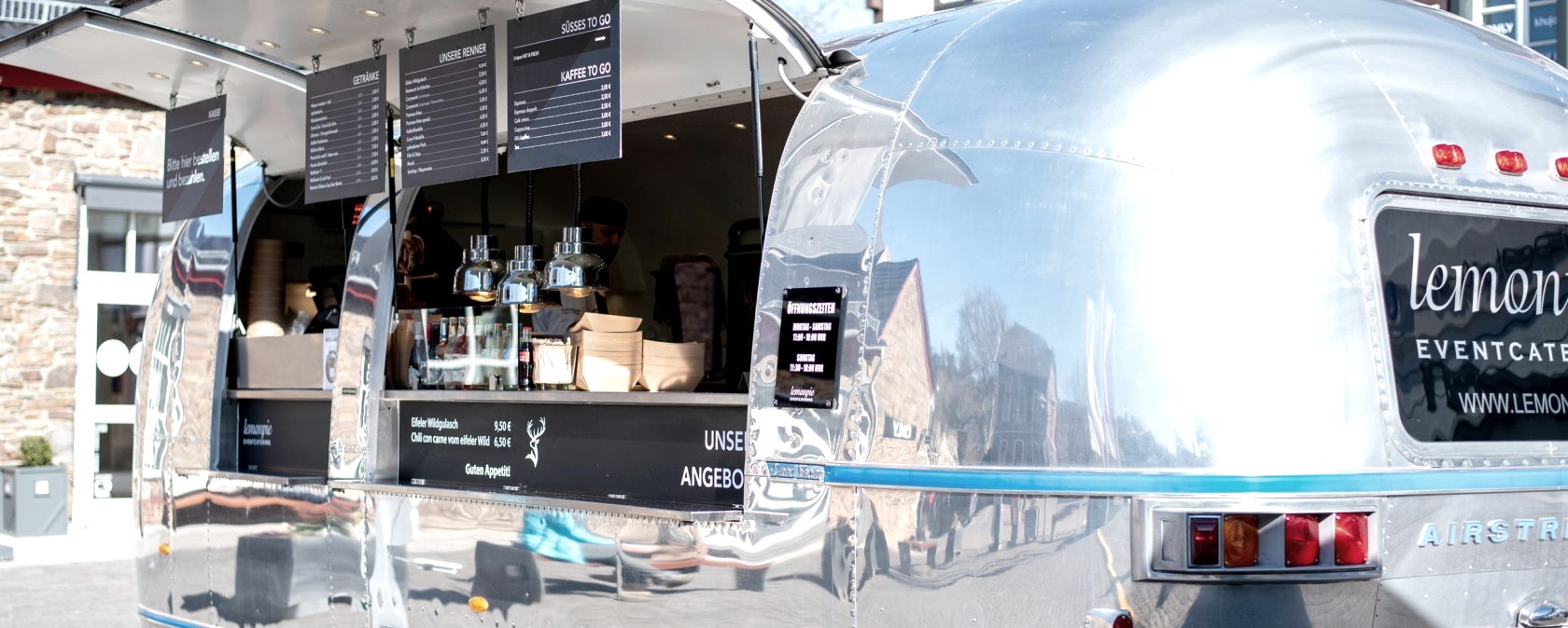 Airstream-Foodtruck, &copy; Lemonpie Eventcatering