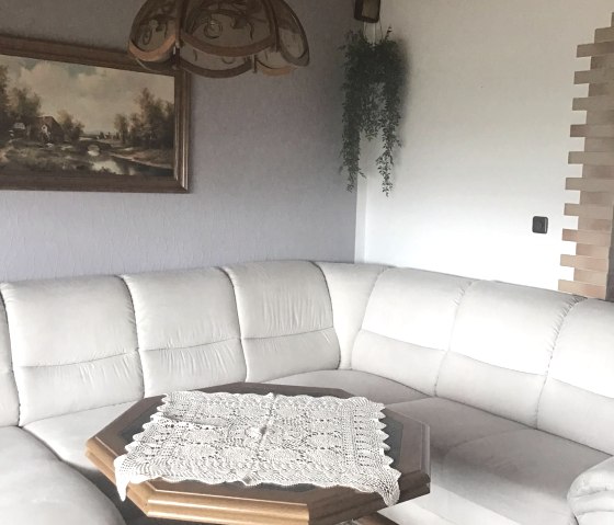 Wohnzimmer, &copy; Nordeifel Tourismus GmbH & Ferienhaus Klasen